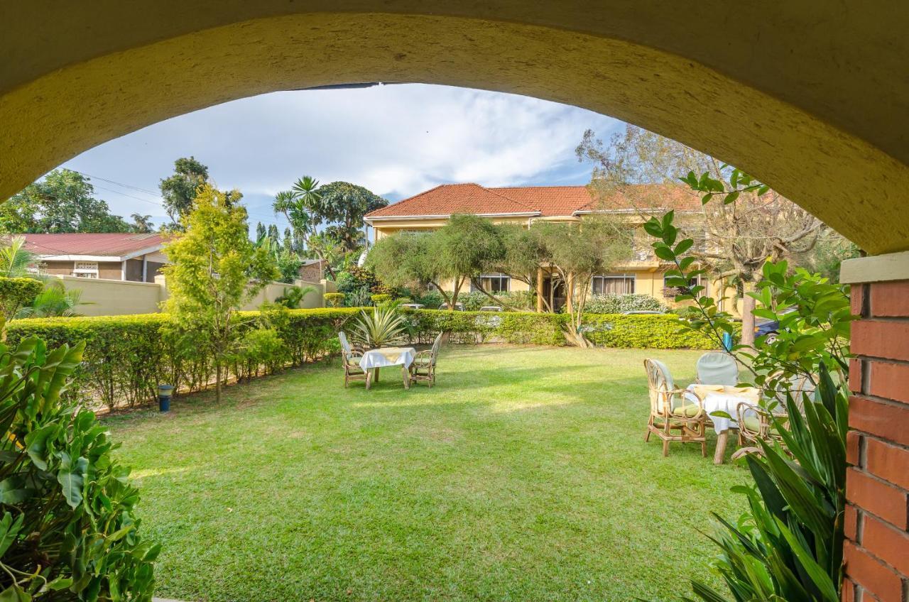Victoria Travel Hotel Kampala Kültér fotó